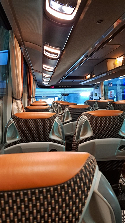 interior de autobus a Budapest