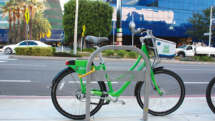 Alquiler bicicletas y darse un paseo