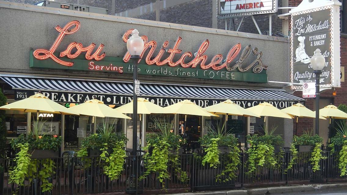 Lou Mitchell 's Café​