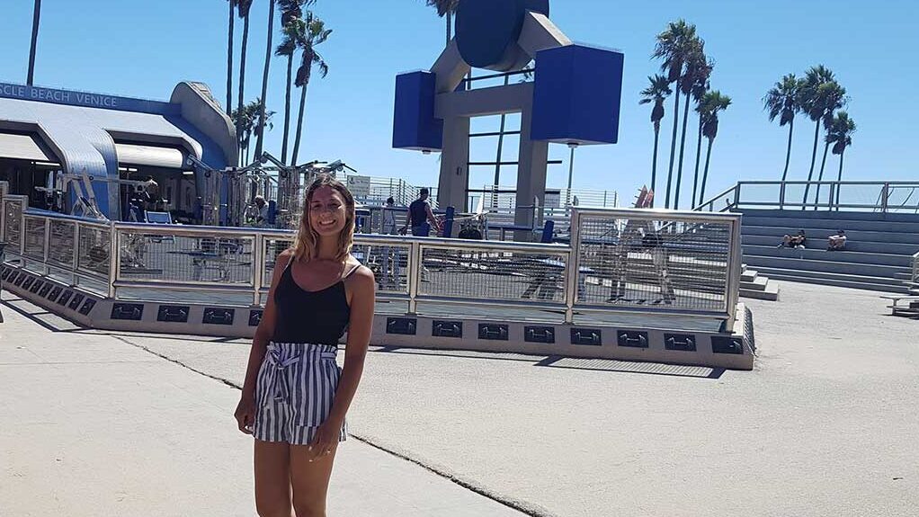 Muscle Beach Gym