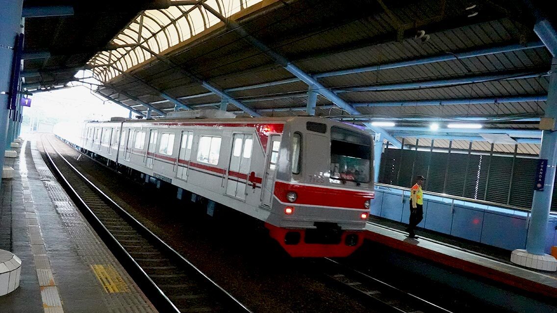 Tren KRL Commuter