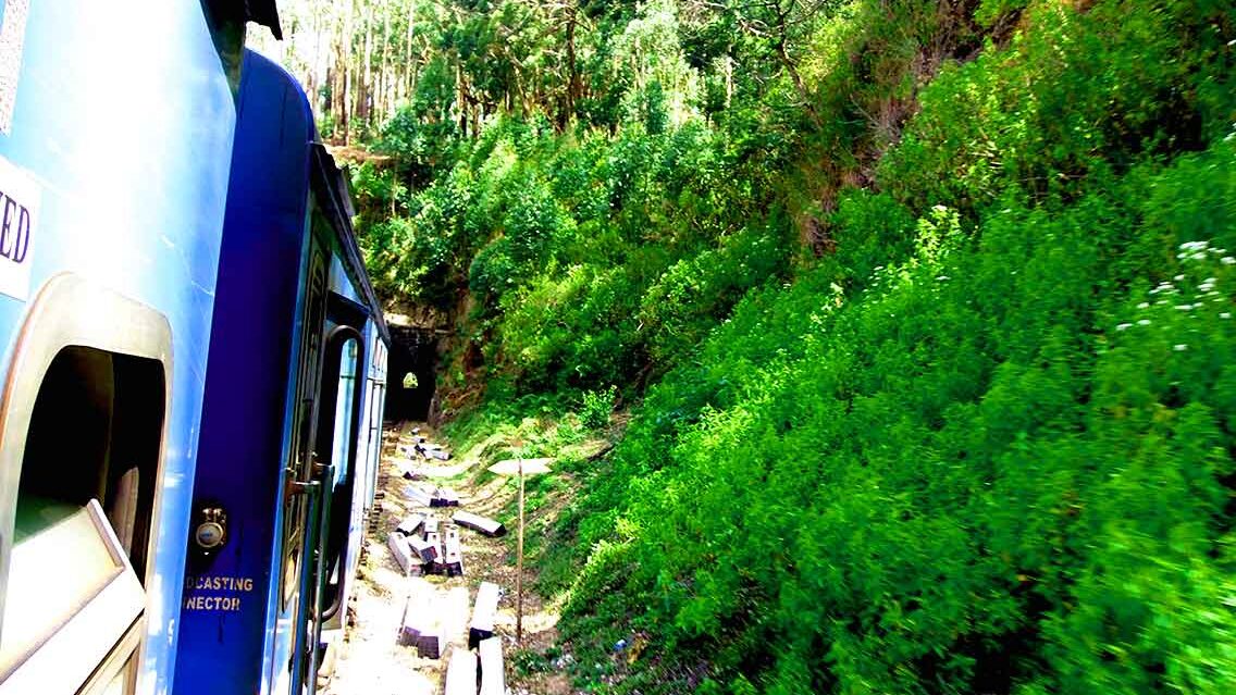 Tren panorámico de Kandy a Ella