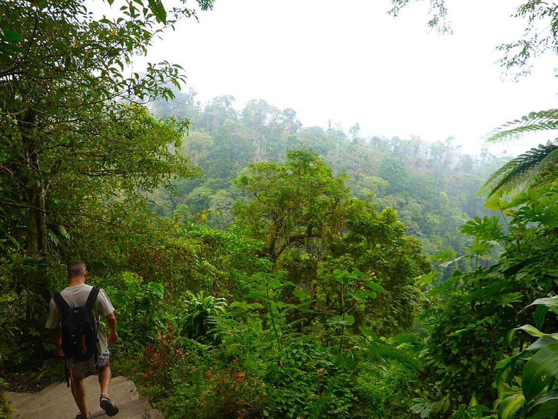 Cascadas Pucak Manik Waterfall