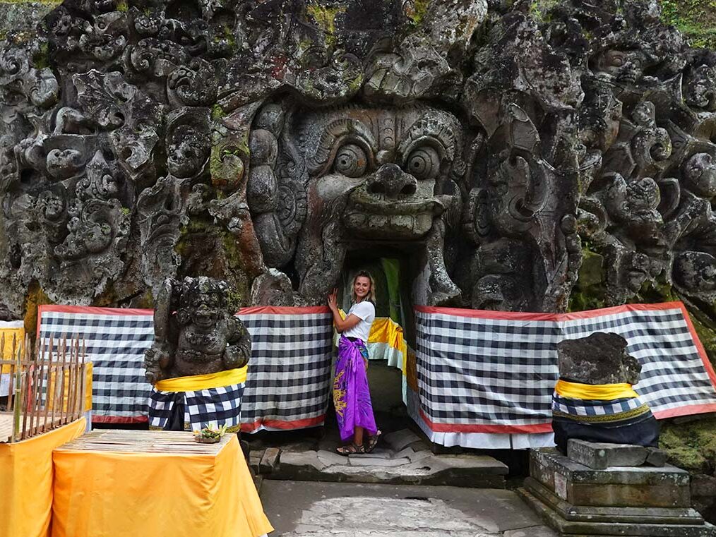 Templo Pura Goa Gajah o Cueva del Elefante​