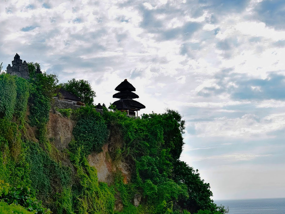 Uluwatu, para los amantes del surf​