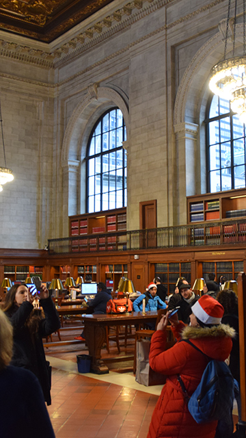 En navidad la biblioteca es imprescindible visitarla