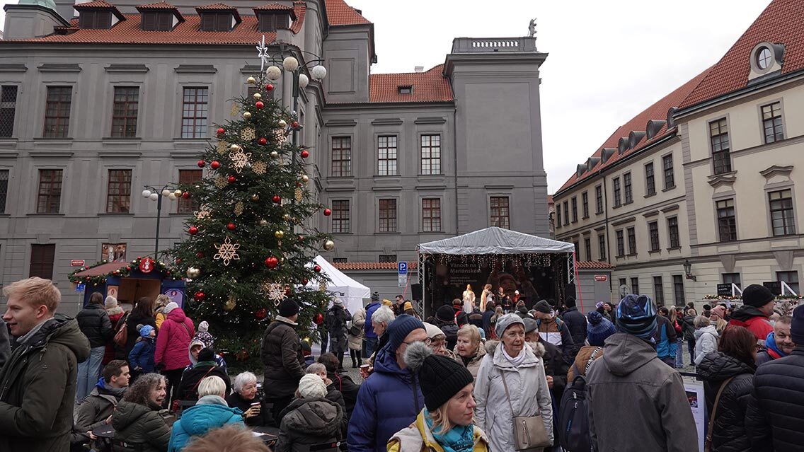 Mercado de Navidad en Mariánské nám