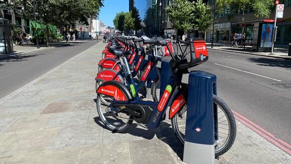 Coge la bici en alguna de las estaciones de bicis de Londres