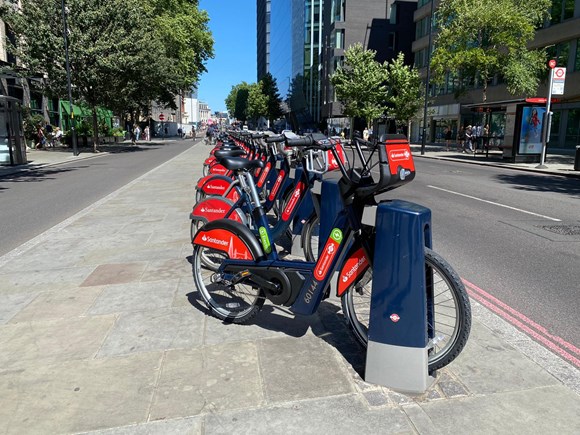 Coge la bici en alguna de las estaciones de bicis de Londres