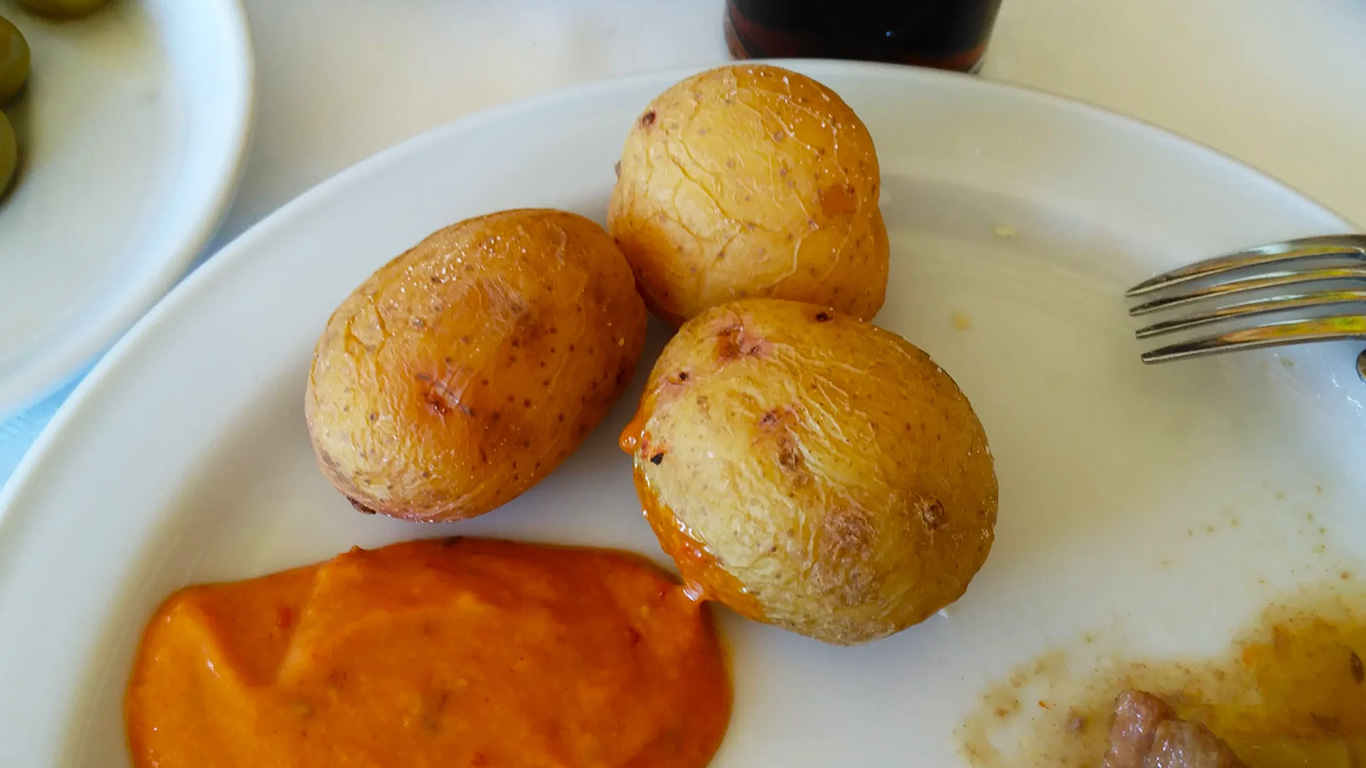 Papas arrugas con mojo picón