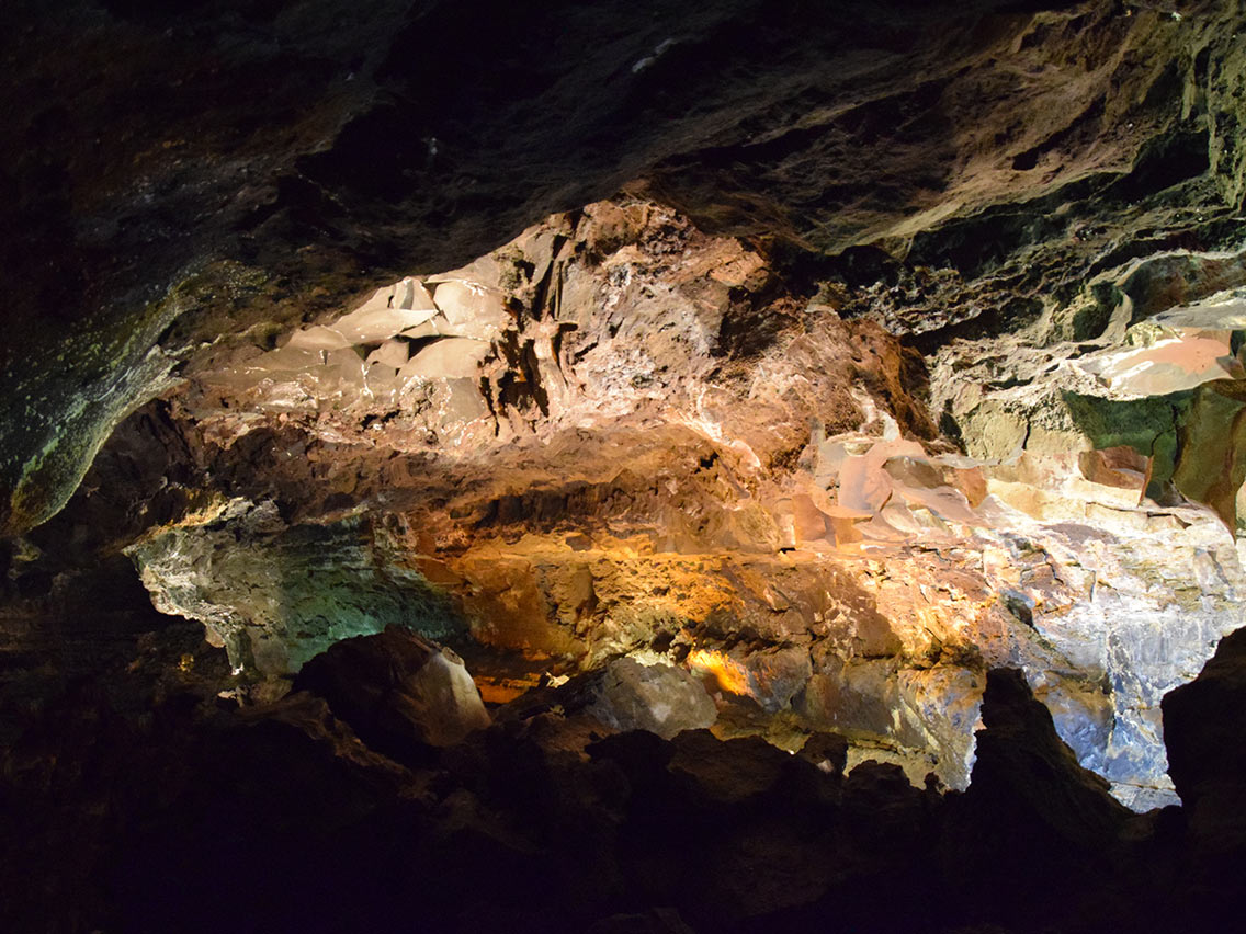 Interior Cueva de los Verdes