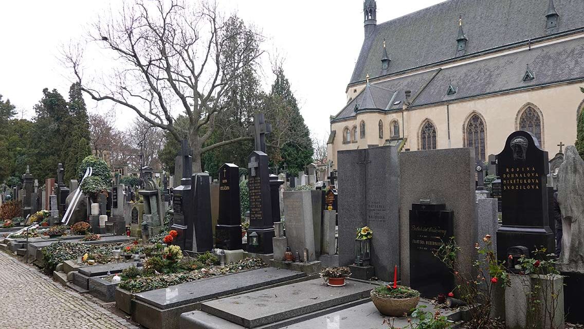 Cementerio Vyšehrad