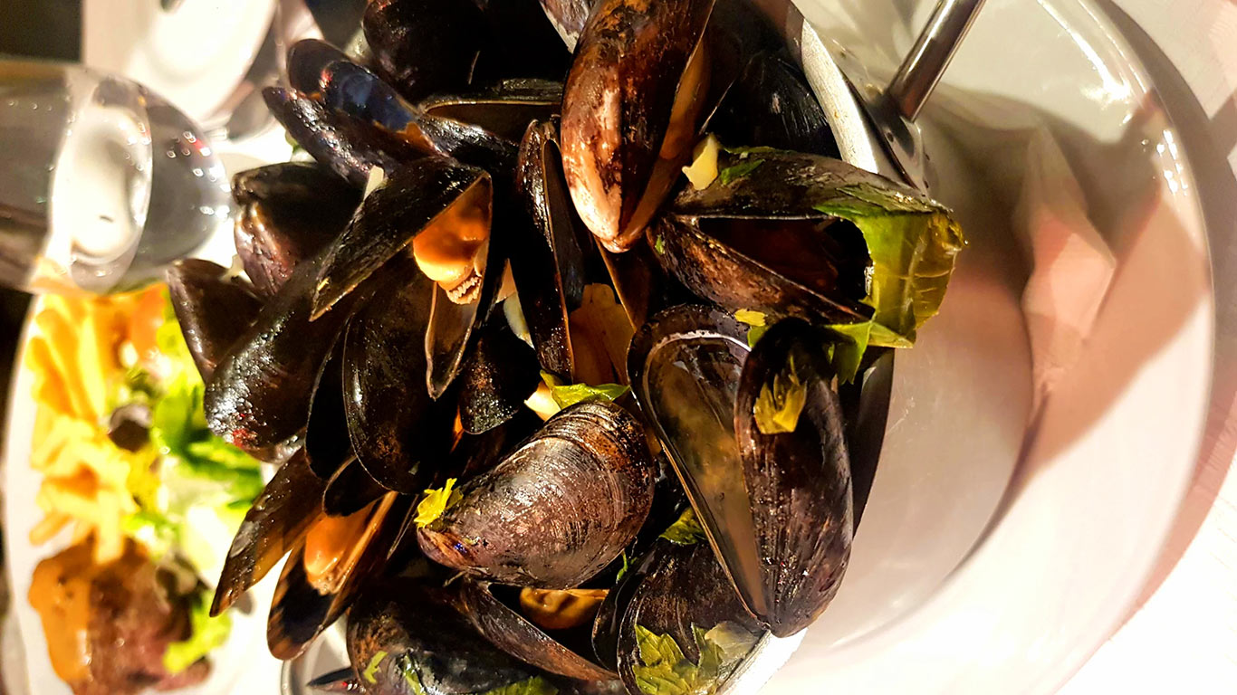 Prueba los deliciosos mejillones