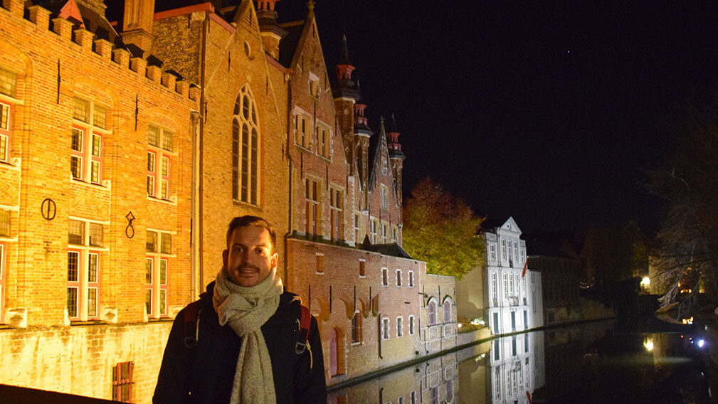 Visita ciudades como Brujas