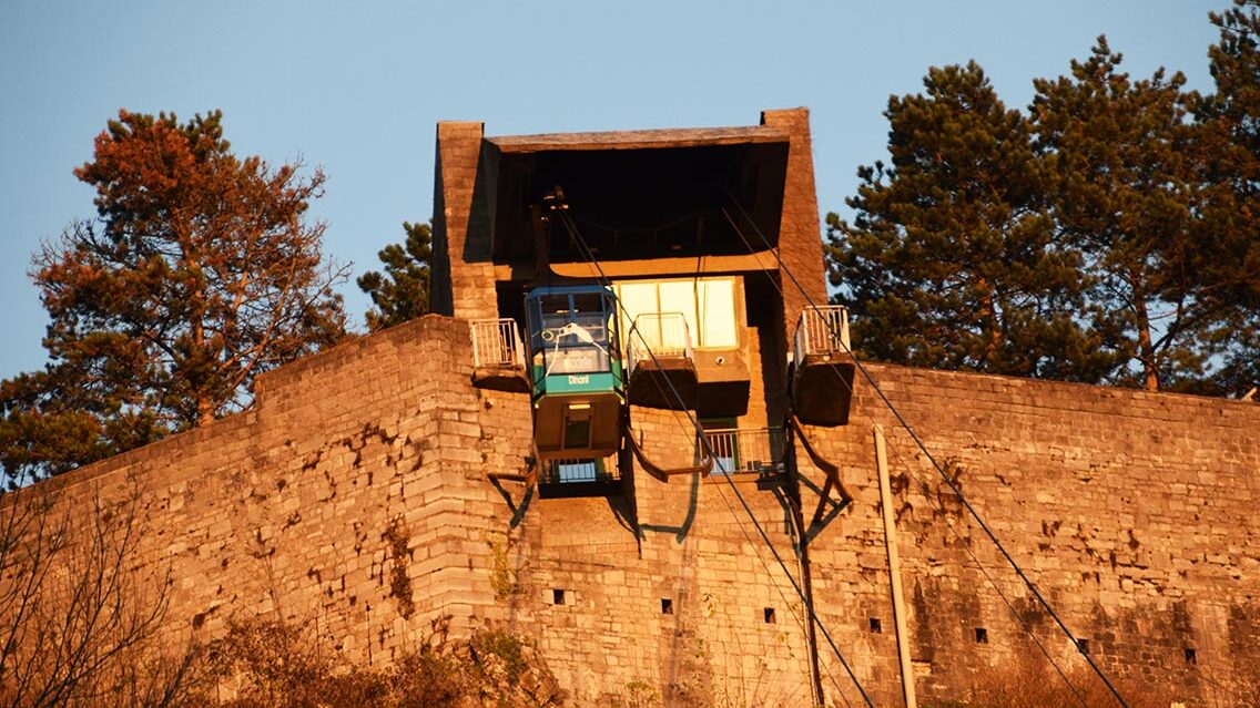 Teleférico para subir a la ciudadela