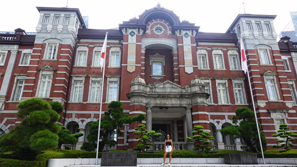 Fachada histórica de la Estación de Tokio