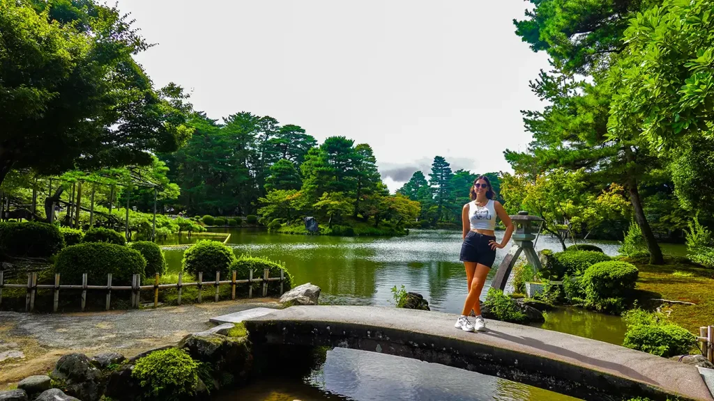 Jardín Kenrokuen, una de las mejores cosas qué ver en Kanazawa