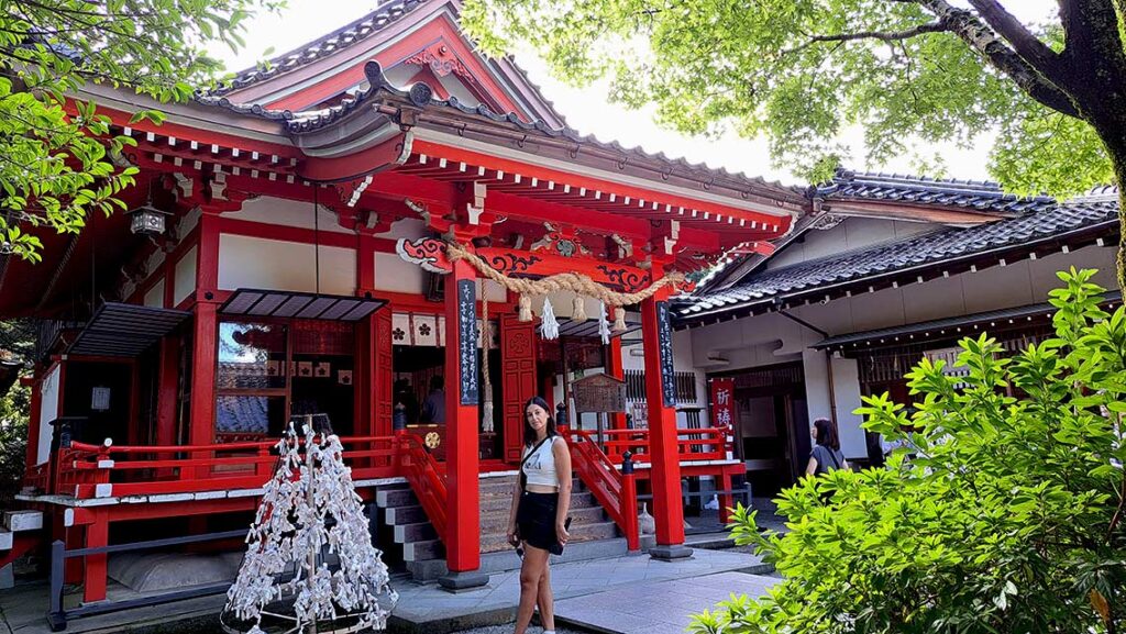 Exterior del Santuario Ishiura en Kanazawa
