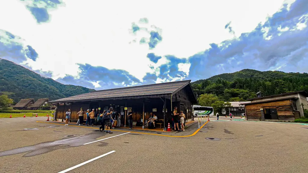 Estación bus llegada y salidas Shirakawa-go