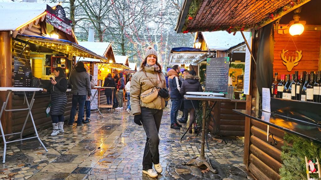 Casetas del mercadillo de Navidad de Carcassonne.