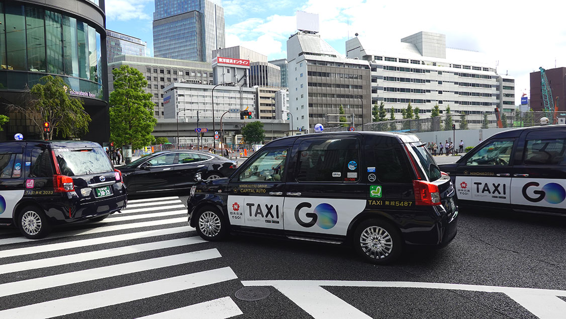 Puede llegar en taxi a la ciudad