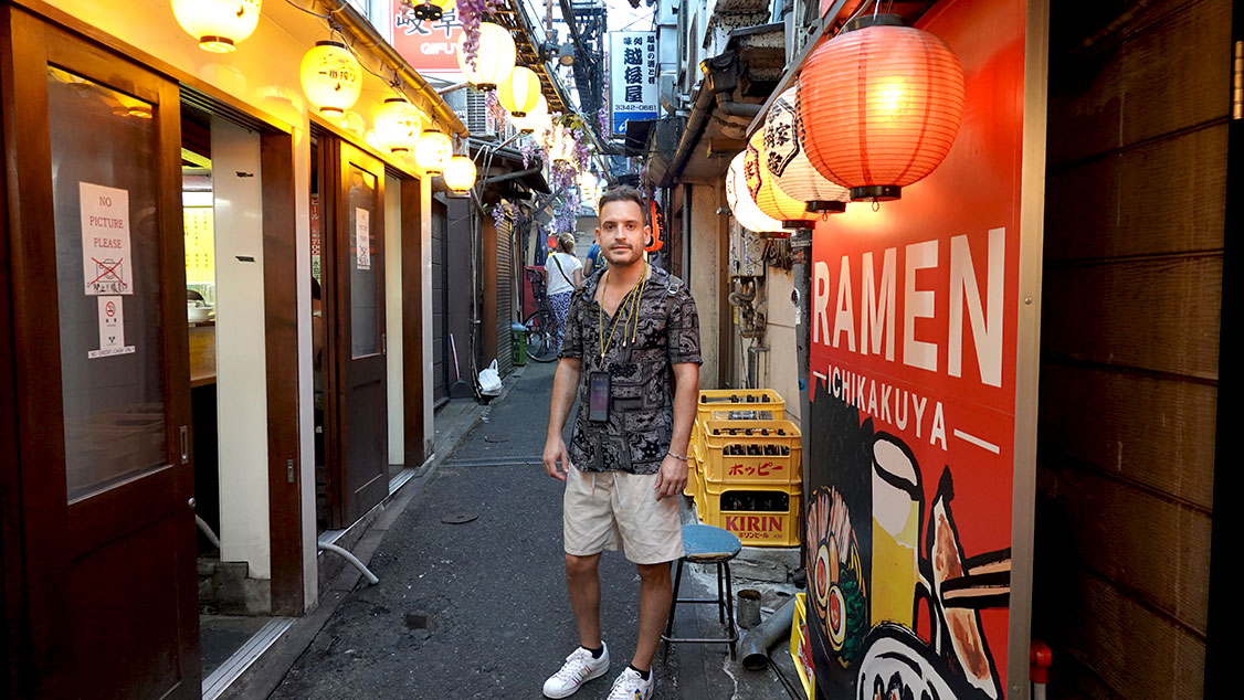 Callejón en Omoide Yokochō