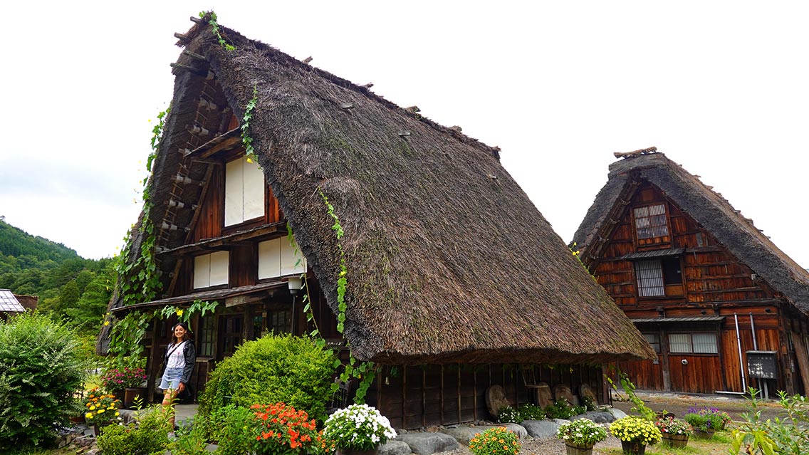 Casa típica de techo de paja de Shirakawago