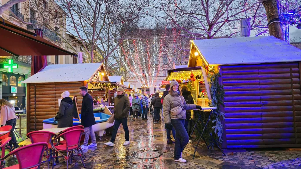 Casetas del mercado de Navidad de Le Barcarès.