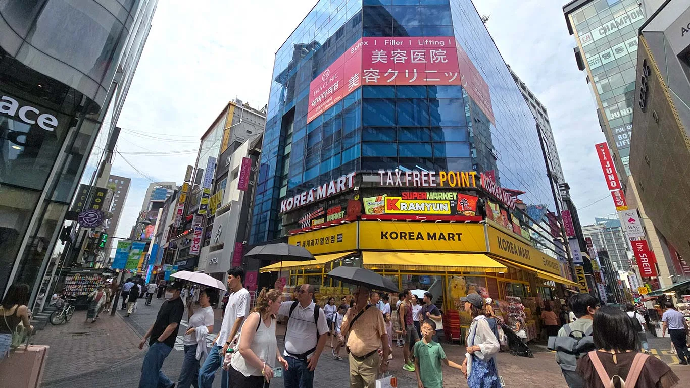 Calle Myeongdong, la más vibrante