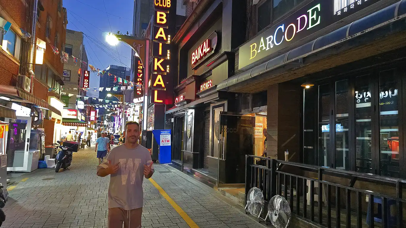 Calles llenas de bares