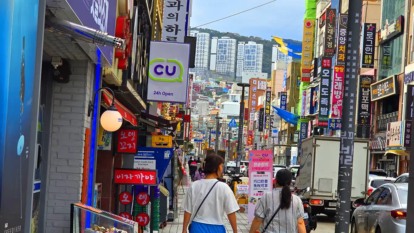 Calles de Nampo durante el día