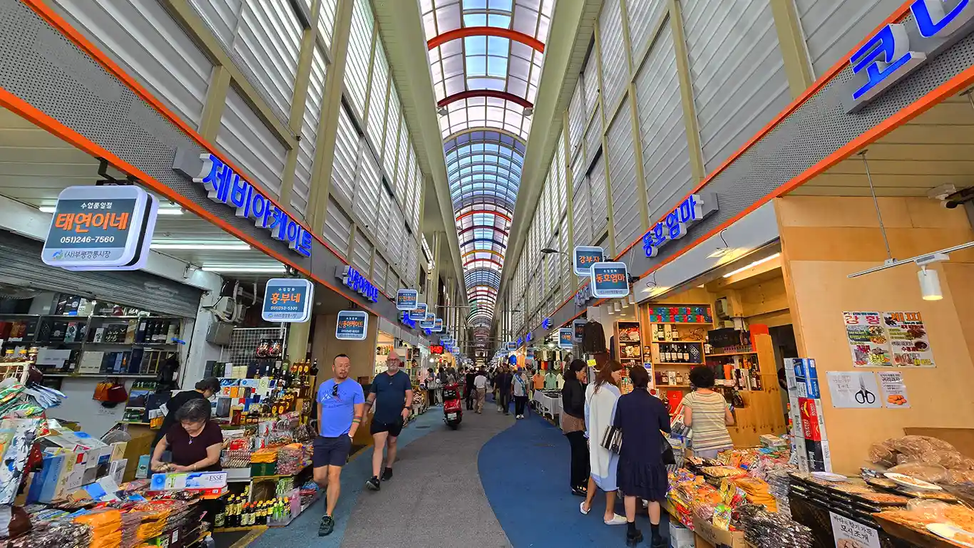 Mercado callejero de Nampo