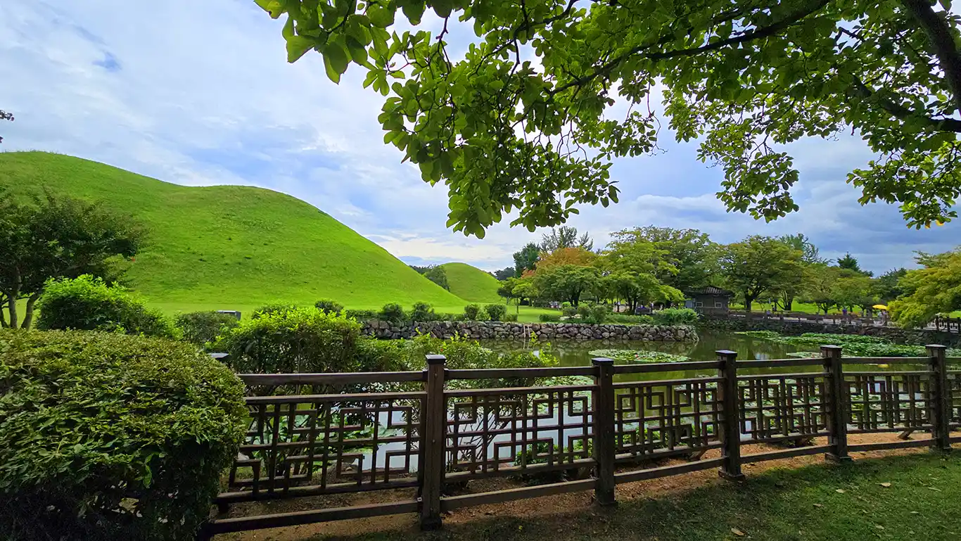 Túmulos de Gyeongju