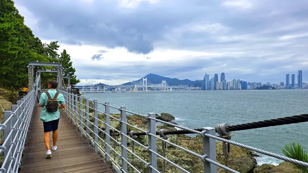 Puente de hierro colgante