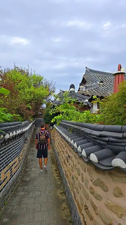calle estrecha de la aldea