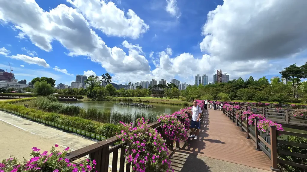 Paseando por el Busan Citizens Park
