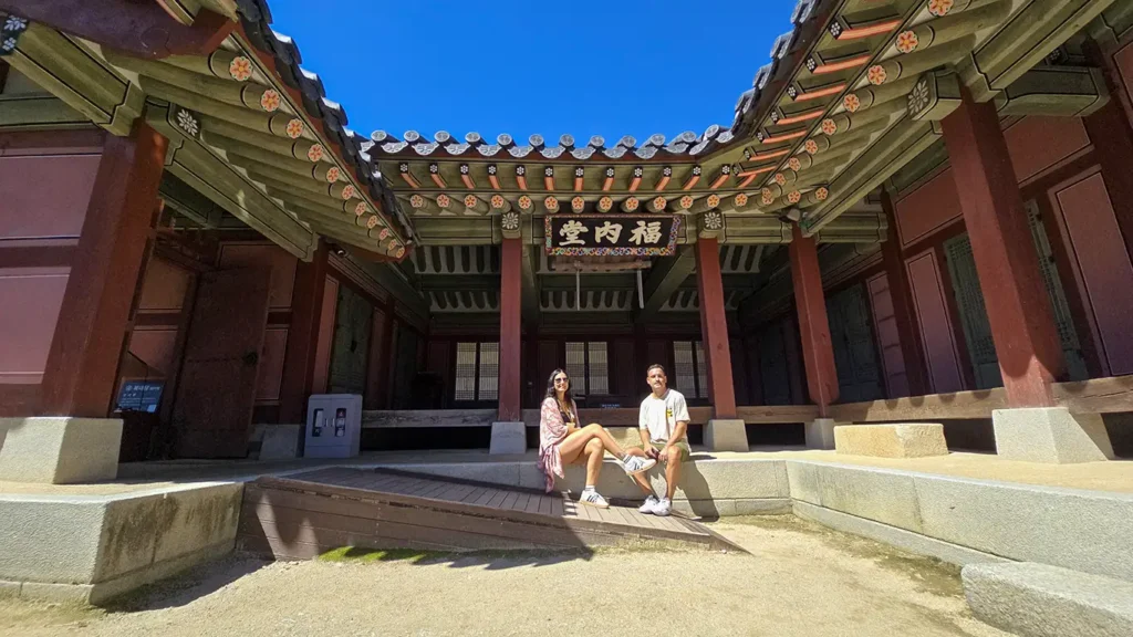 Nosotros en templo en de Seúl