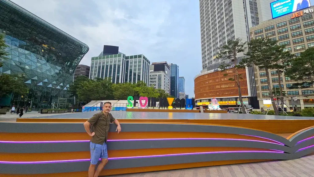 Joan en la exposición de libro y letras de Seoul en la Plaza Seoul