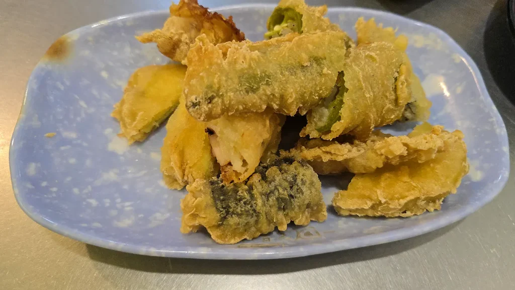 Un plato llamado twigim, es verdura rebozada, uno de los platos típicos de Busan