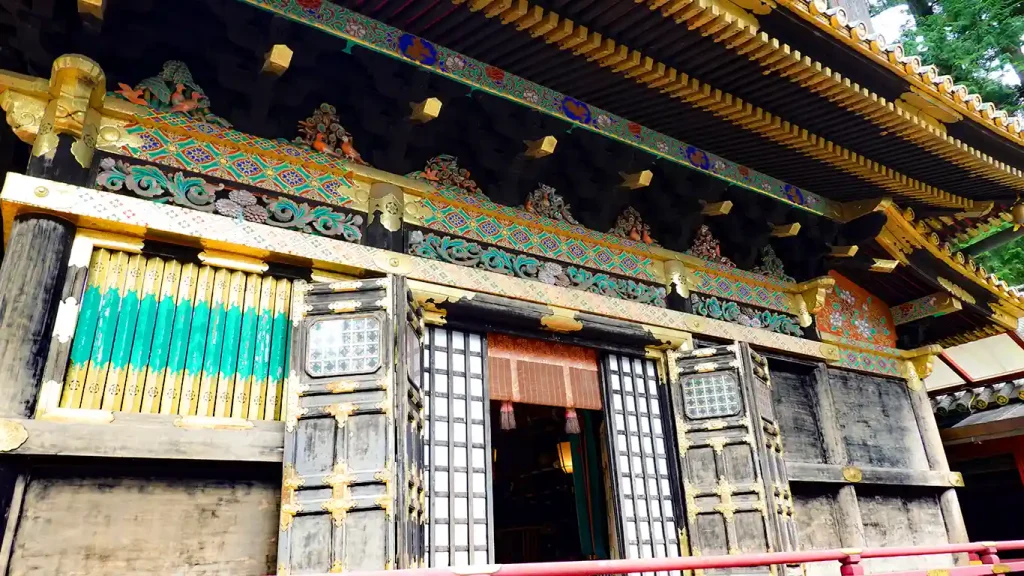 Fotografía del salón sagrado Kito-den.