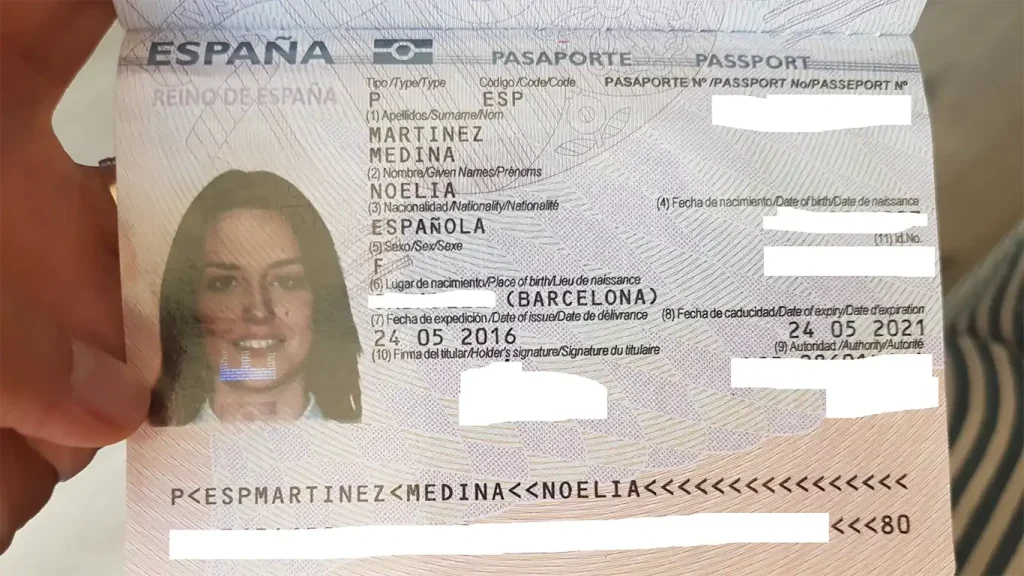 Captura datos personales del pasaporte.