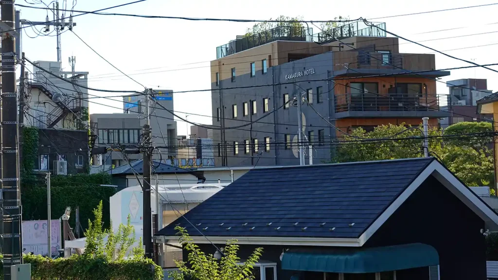 Fachada de hotel en Kamakura.