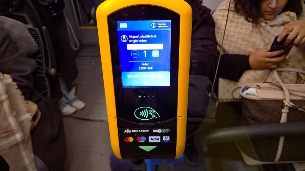 Máquina donde se paga con Pay&GO.
