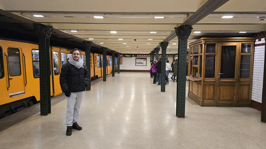 Estación de metro de Budapest.