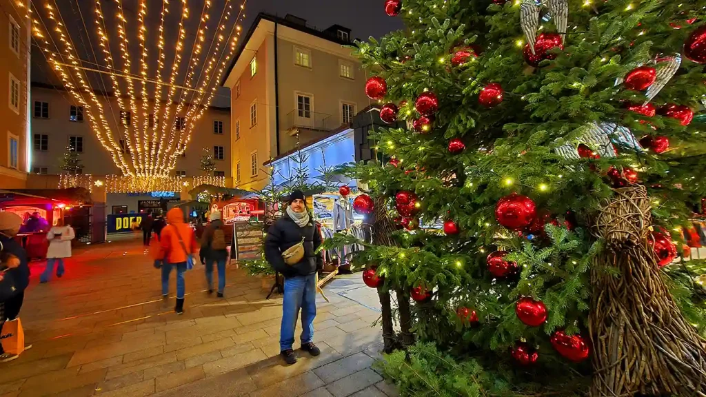 Entrada al mercadillo Sternadvent de Salzburgo.